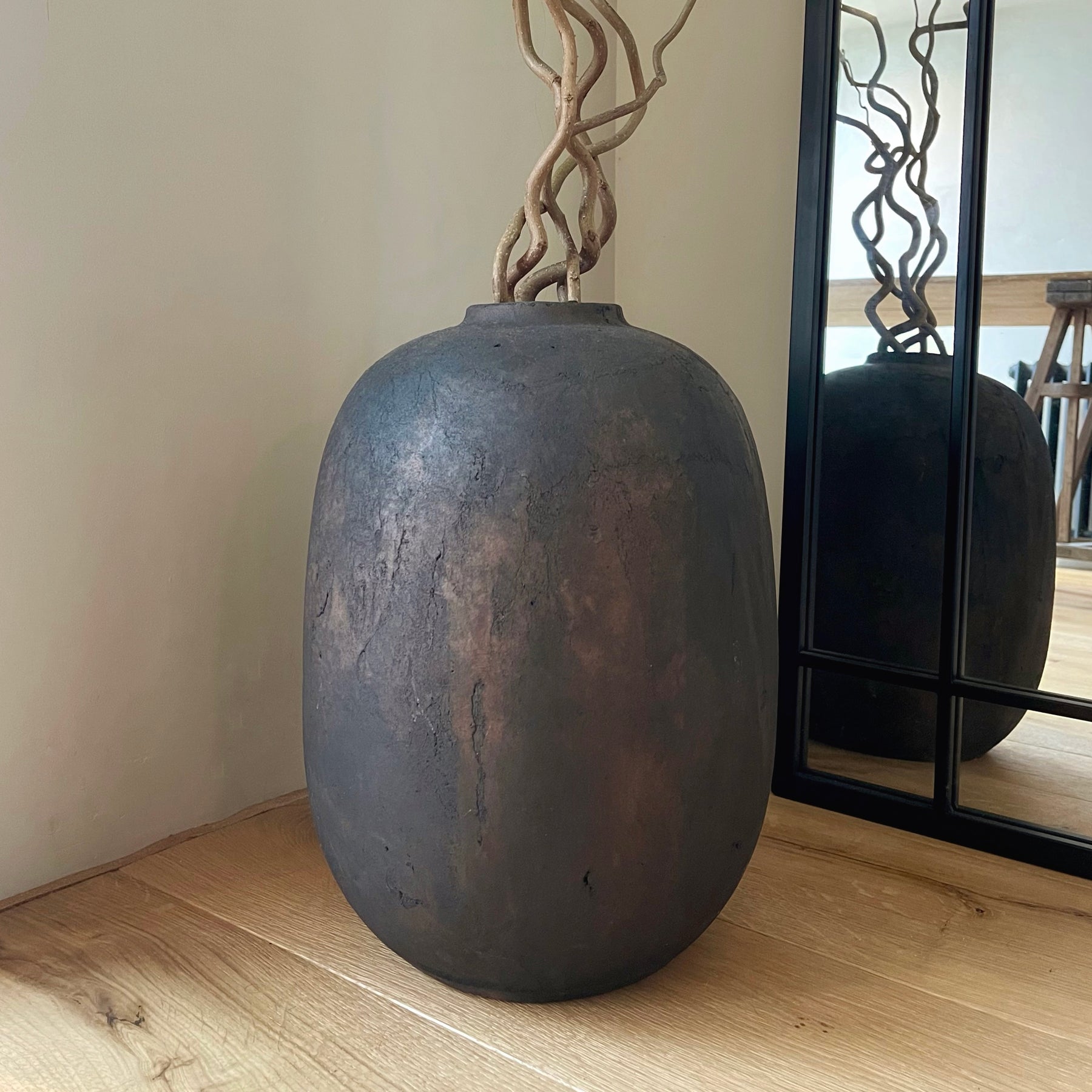 Matera - Large Black Textured Terracotta Vase