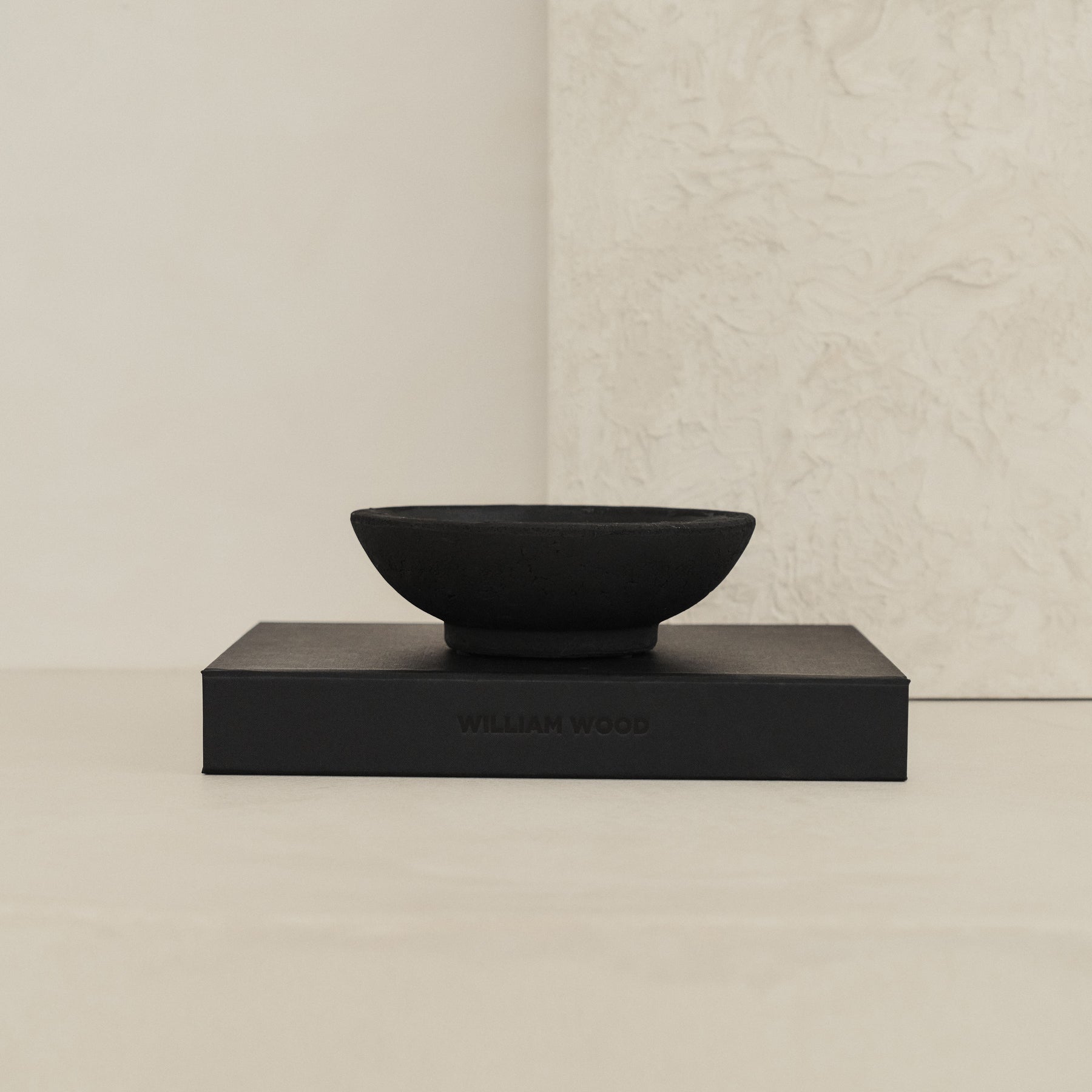 Matera - Black Textured Terracotta Bowl