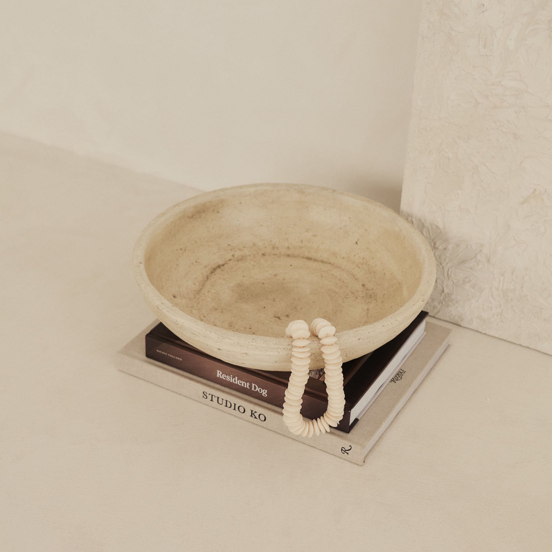 Portera - Large Beige Textured Terracotta Bowl