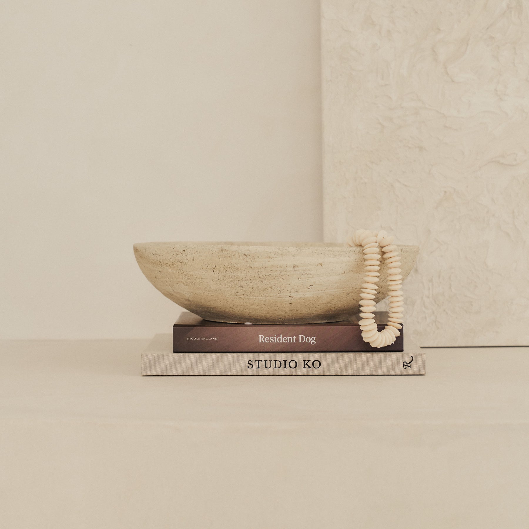 Portera - Large Beige Textured Terracotta Bowl