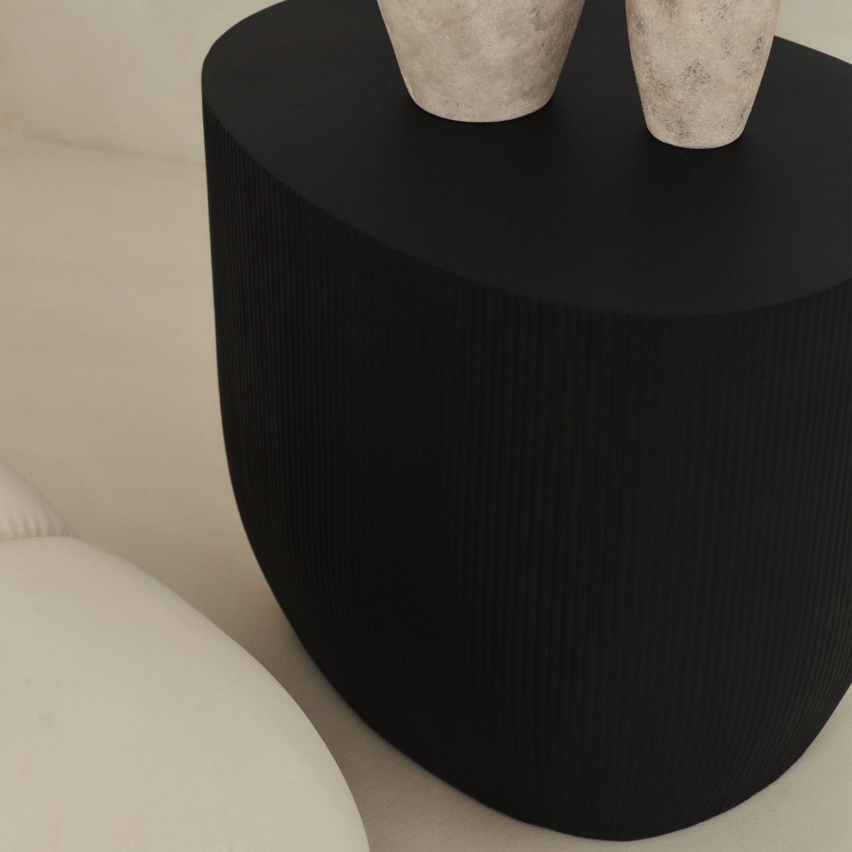 Leonardo - Minimal Onyx Irregular Shaped Side Table