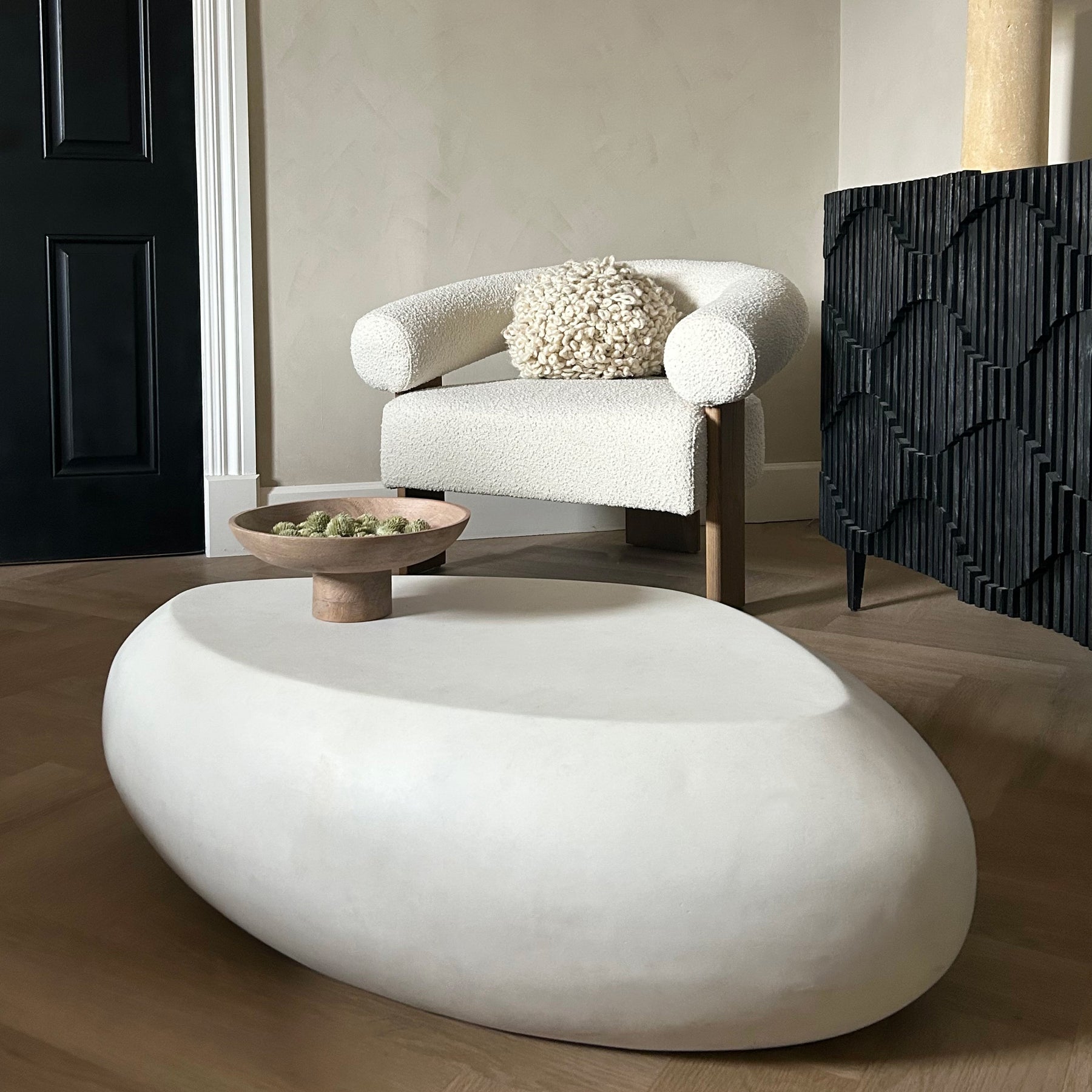 Zola - Minimal Concrete Pebble Coffee Table Extra Large