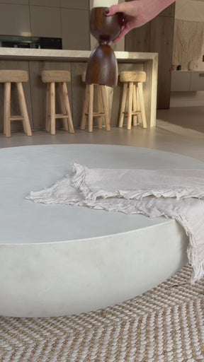 Enzo - Large Minimal Concrete Round Coffee Table